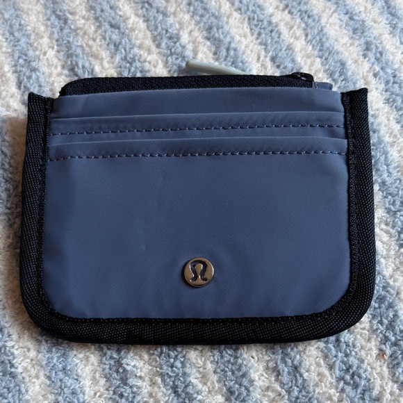 lululemon athletica Accessories - Lululemon True Identity Card Case